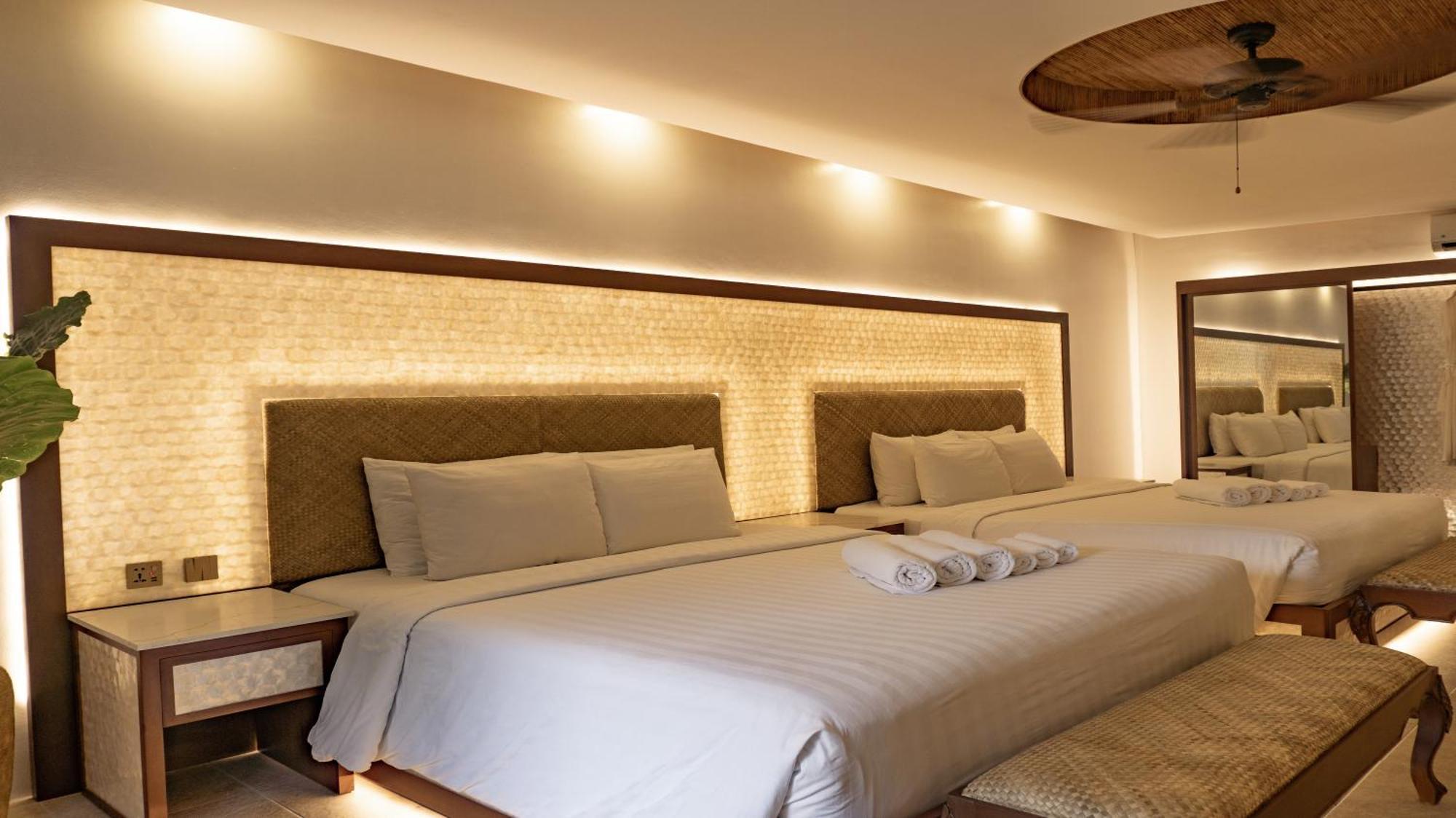 Ambassador In Paradise Balabag  Ngoại thất bức ảnh Deluxe Room